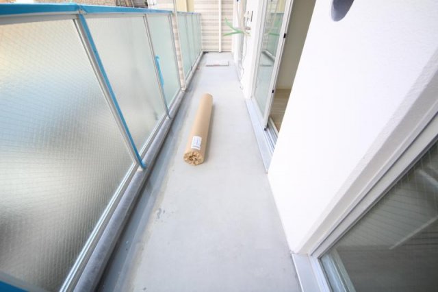 バルコニー　バルコニーからの眺めを楽しみながら食事をしませんか