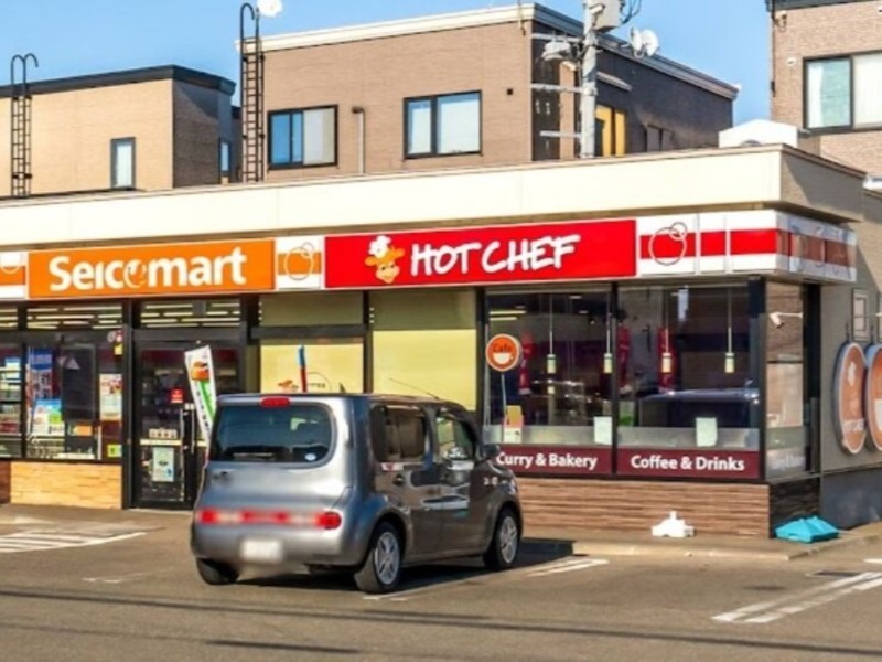 コンビニ　セイコーマート北42条東1丁目店（コンビニ）まで301m