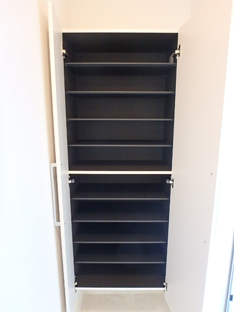 玄関　★同じ施工会社の参考写真★