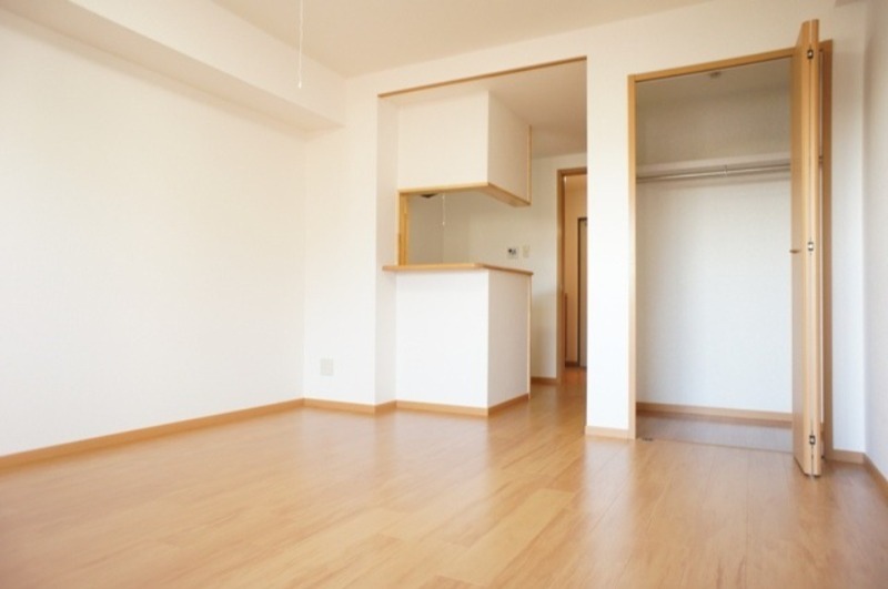 居室・リビング　図面と現状に相違がある場合には現状を優先