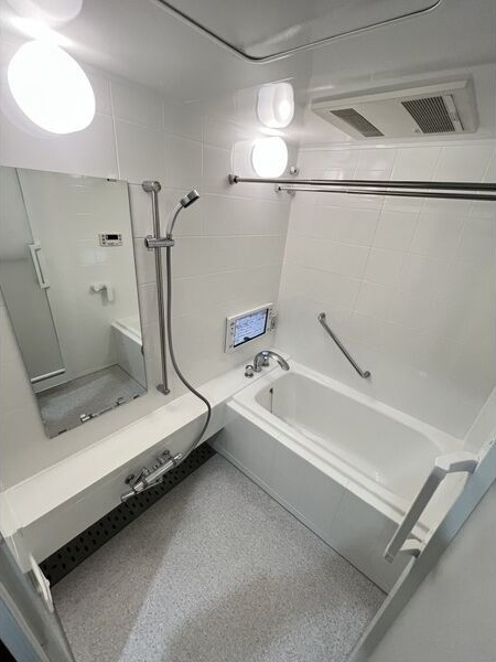 バス・シャワールーム