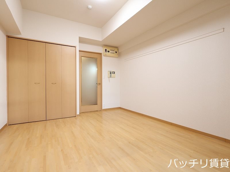 居室・リビング　同室タイプ掲載の為現況を優先します。