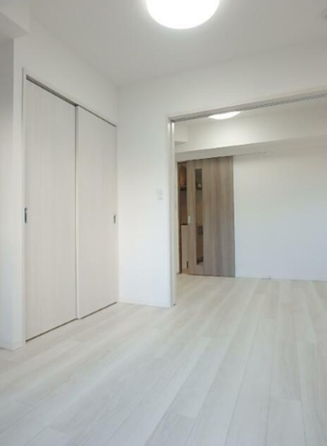 居室・リビング　室内