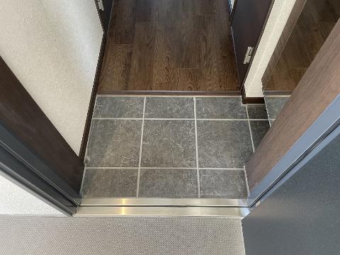 玄関　玄関（イメージ）