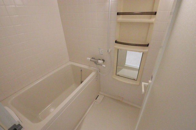 バス・シャワールーム　別室の参考写真です。※現況優先