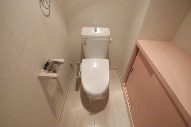 トイレ　別室の参考写真です。※現況優先