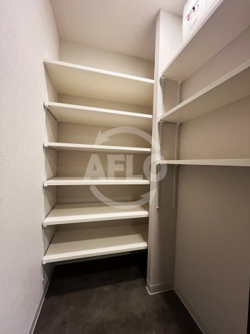 収納　コンフォリア・リヴ博労町一丁目Q　シューズボックス