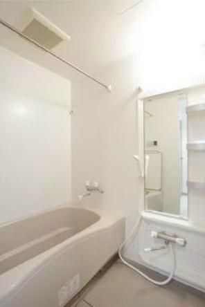 バス・シャワールーム　☆ゆっくりくつろげるお風呂☆