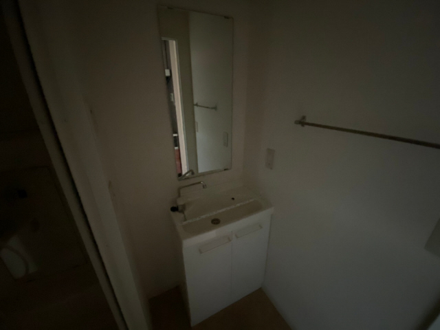 洗面設備　広い洗面スペース