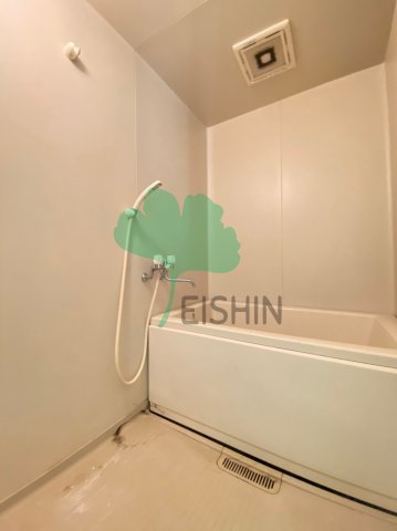 バス・シャワールーム　清潔感のある浴室です！