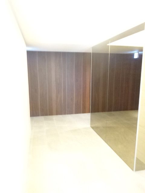 エントランス　ロビー