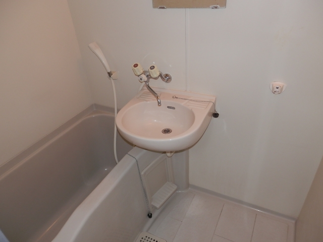 バス・シャワールーム　参考・別室