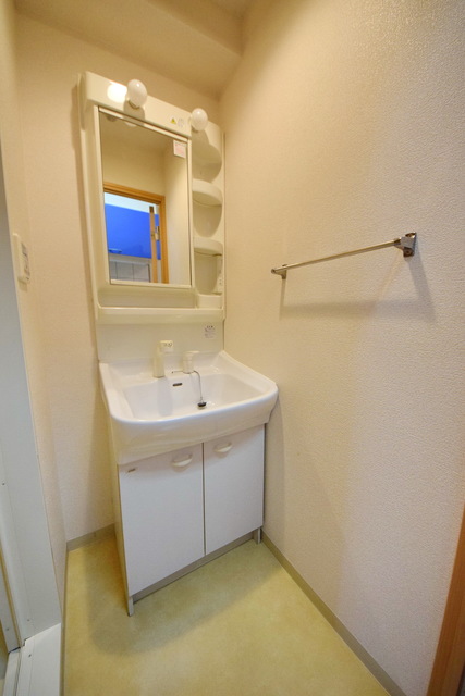 洗面設備　～歯磨きでもしよう～