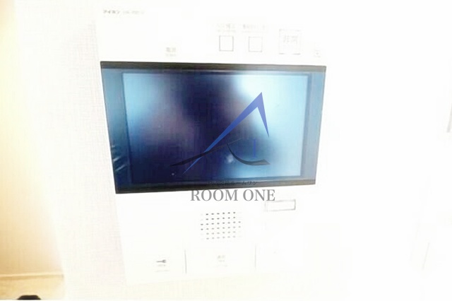 セキュリティ　モニター付きインターホンです。