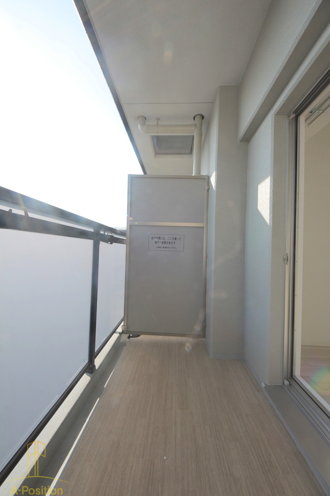 玄関　エスリード本町レジデンス