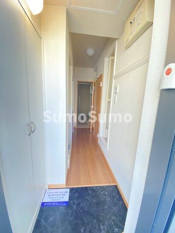 玄関　明るい玄関です