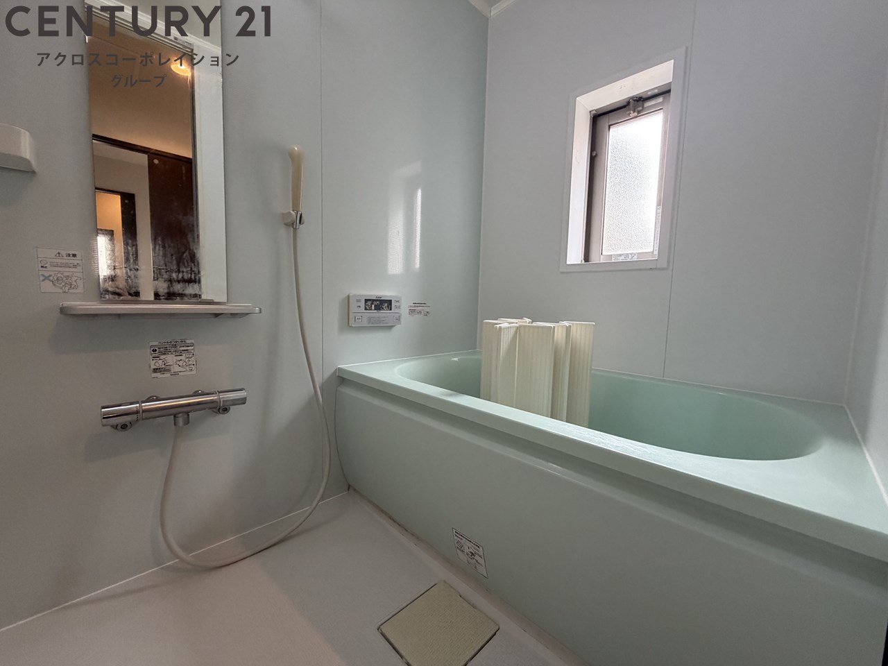 バス・シャワールーム　浴室に窓あり♪