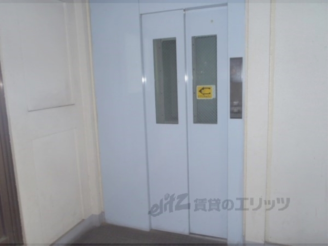 その他　エレベーター