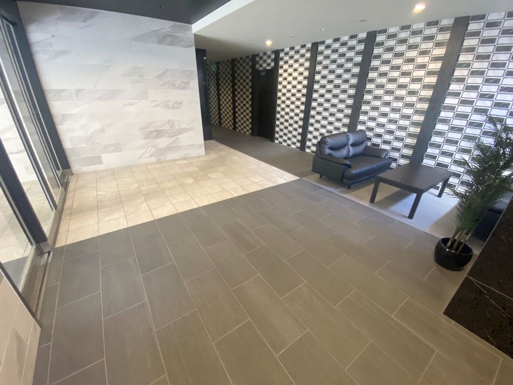 エントランス　庭