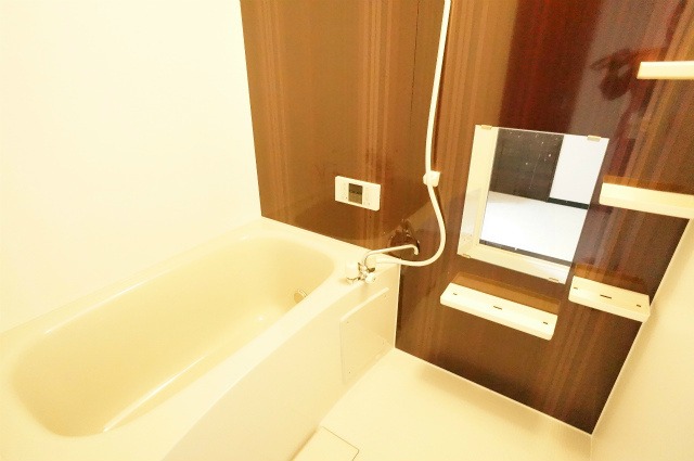 バス・シャワールーム　別号室イメージ