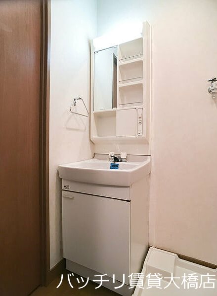 洗面設備　別号室イメージの為、現状を優先致します。