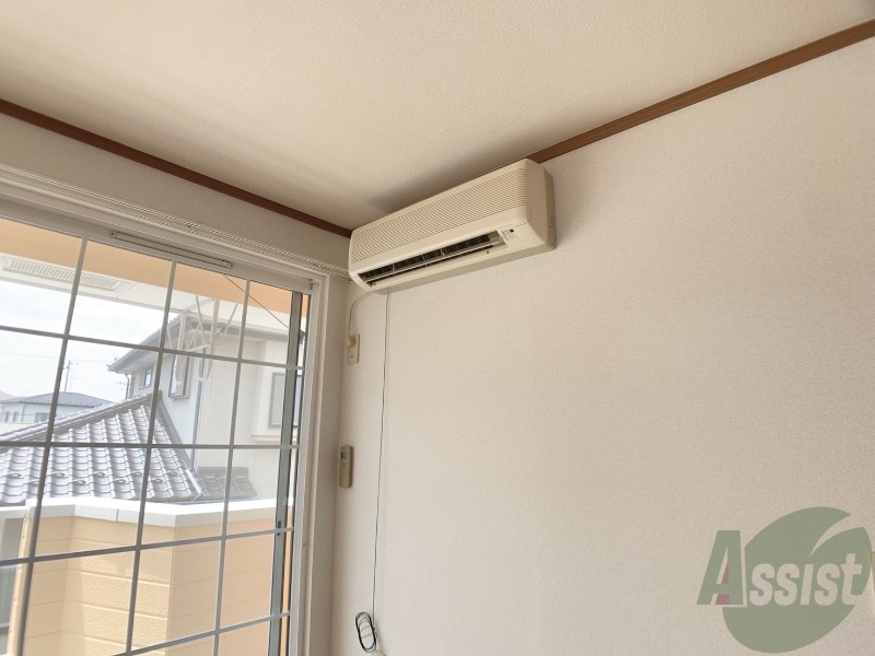 その他設備　リビングにエアコン設置してあります、暑い日も寒い日も快適です