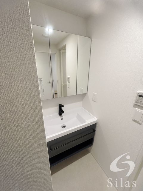 洗面設備　同仕様