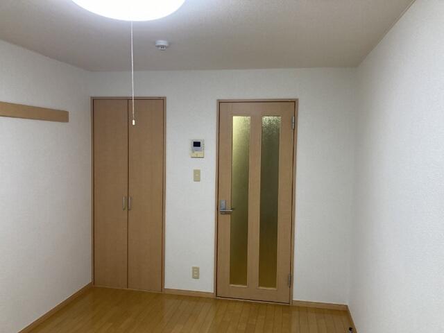 収納　※別部屋写真参照