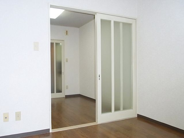 その他部屋・スペース　★ガラス戸でオシャレ★