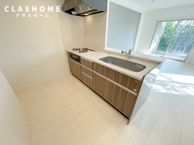 キッチン　同物件の別部屋になります。