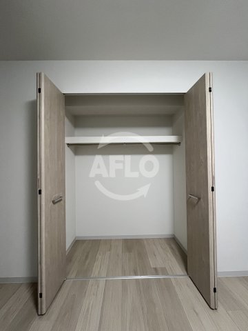 収納　セイワパレス新大阪　クローゼット