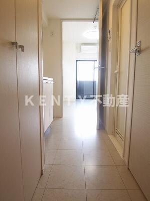 玄関　落ち着いた玄関です