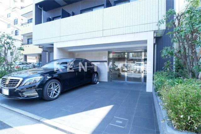 エントランス　建物の内部です