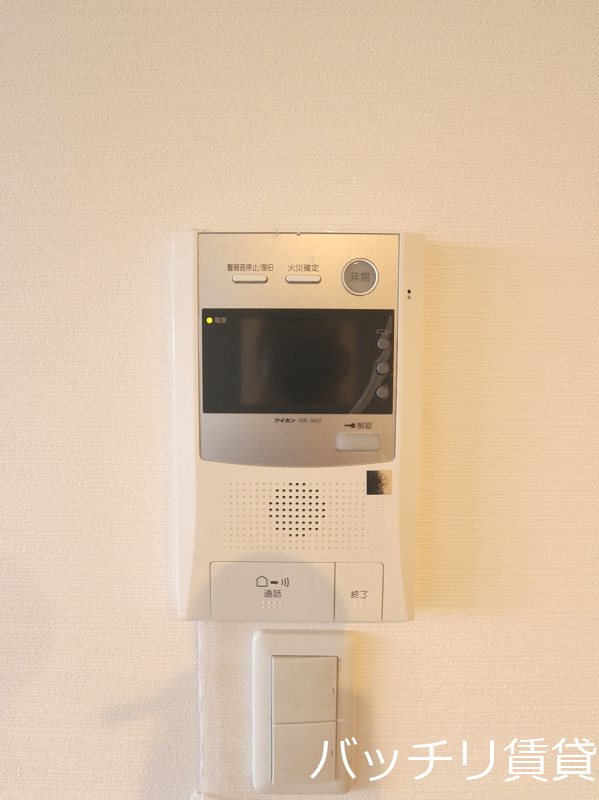 セキュリティ　同物件の別号室になります。現況を優先致します