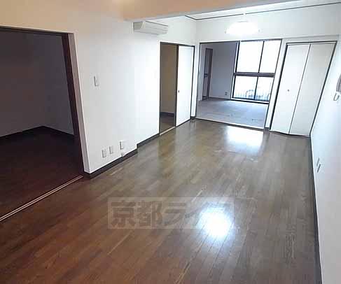 居室・リビング　開放感を感じますね