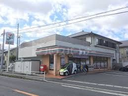 コンビニ　セブンイレブン柏青葉台1丁目店（コンビニ）まで200m