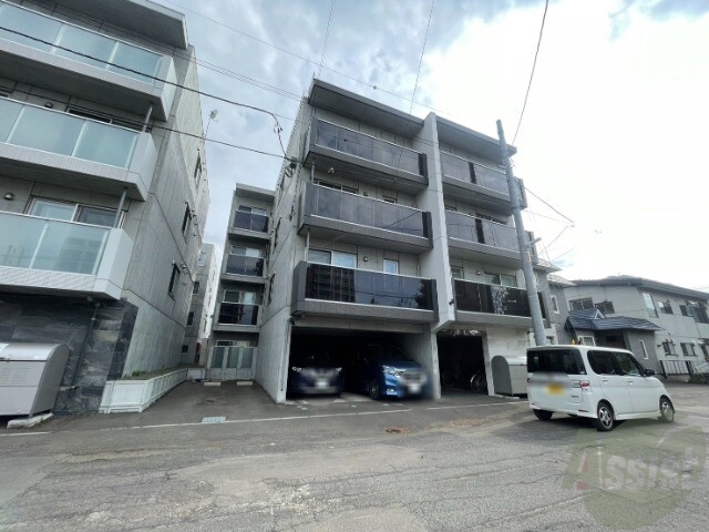 建物外観　札幌市中央区南二十一条西「コートロティＳ２１・Ｂ」