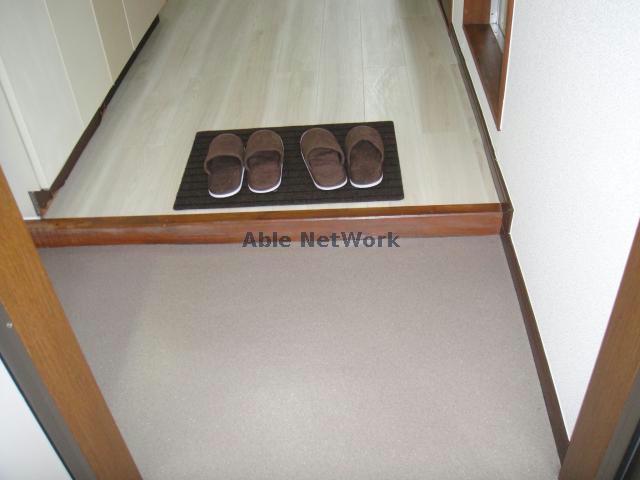 玄関　同型タイプ参照