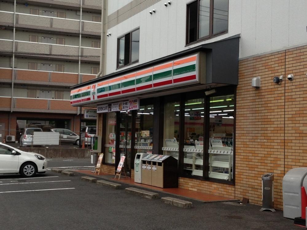 コンビニ　セブンイレブン 草津パナソニック前店（コンビニ）まで150m