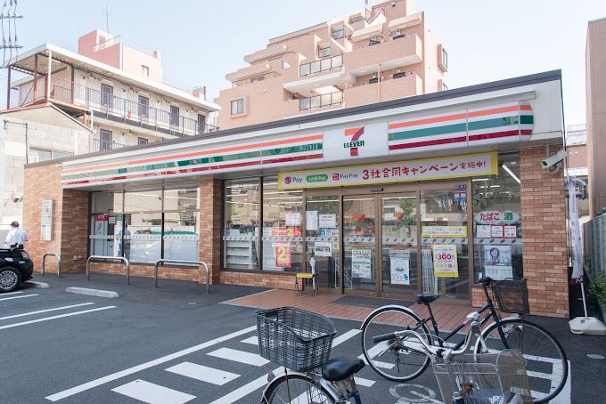 コンビニ　セブンイレブン 墨田本所4丁目店（コンビニ）まで17m