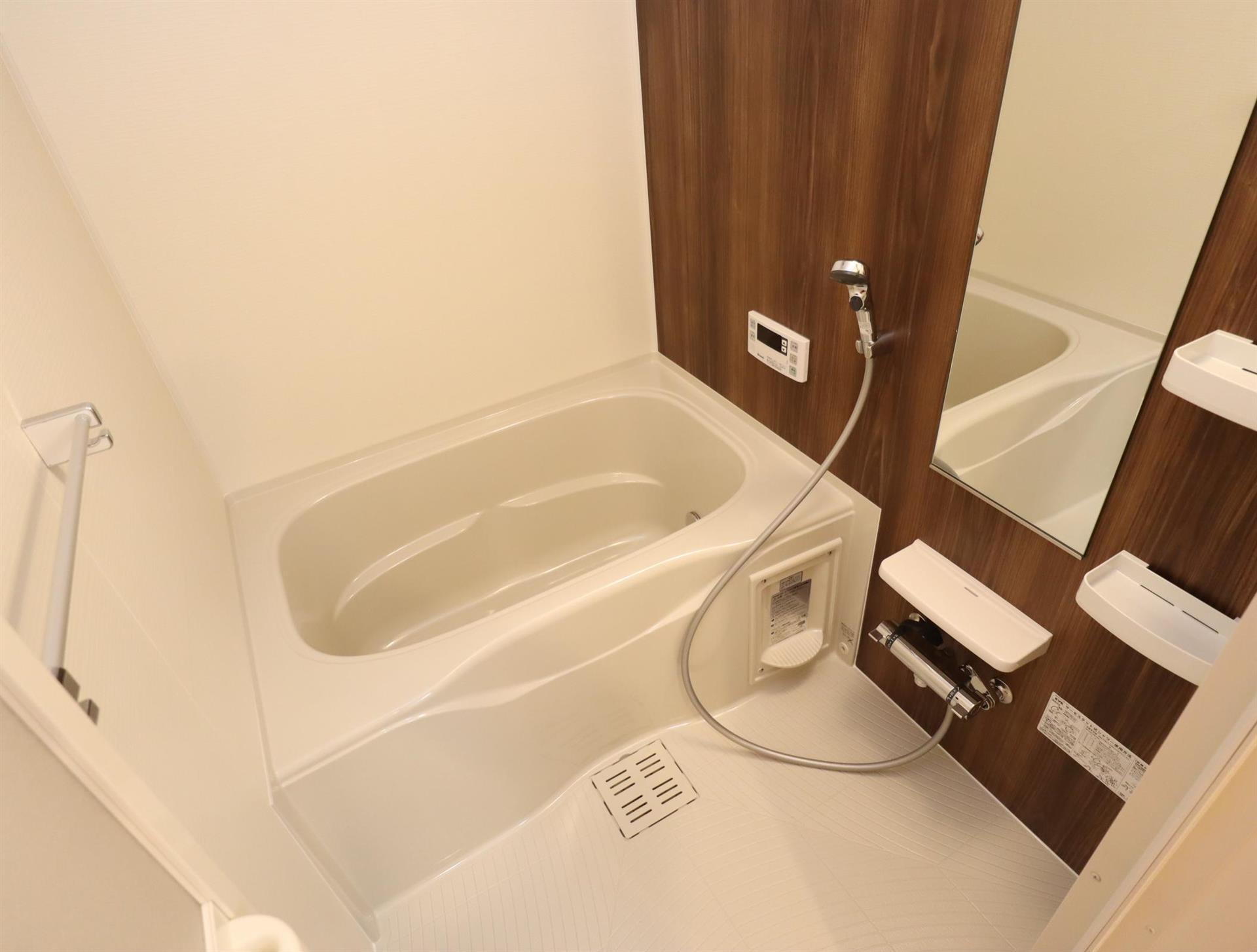 バス・シャワールーム　バス