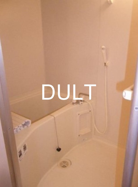 バス・シャワールーム　バスルームです。