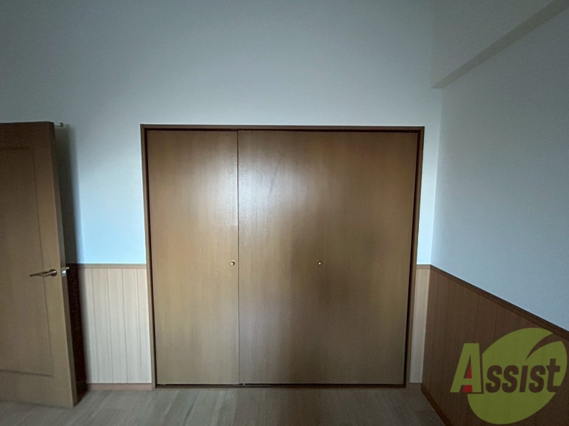 収納　大きめの収納です。有効活用してお部屋を広く使えますね。