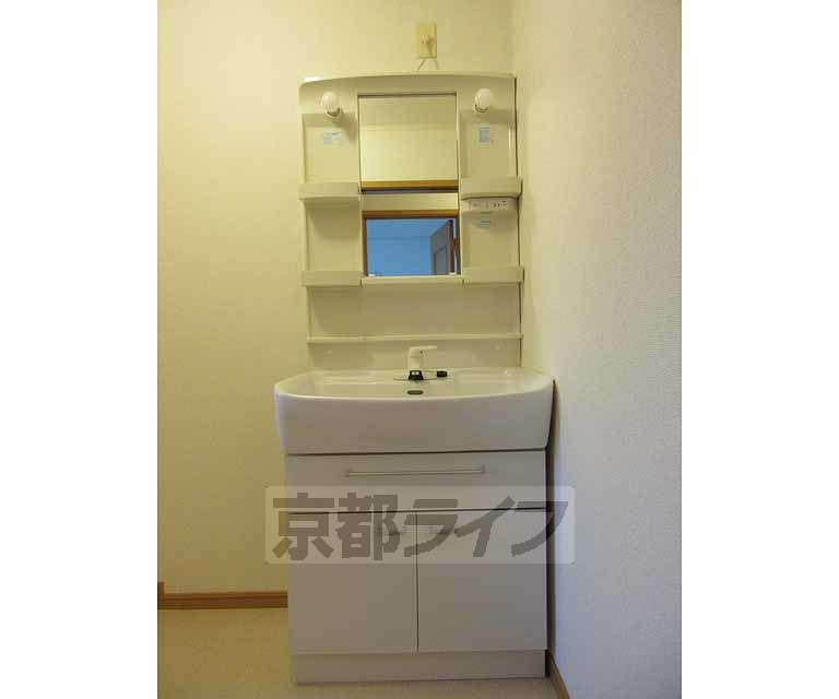 洗面設備　独立洗面台が特徴です！