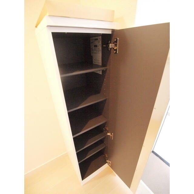 収納　シューズボックス