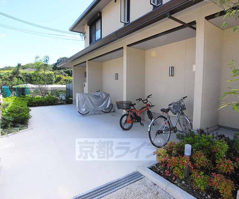 その他共有部分　駐輪場も広くなっております。