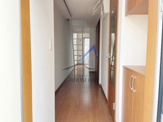 玄関　玄関です。