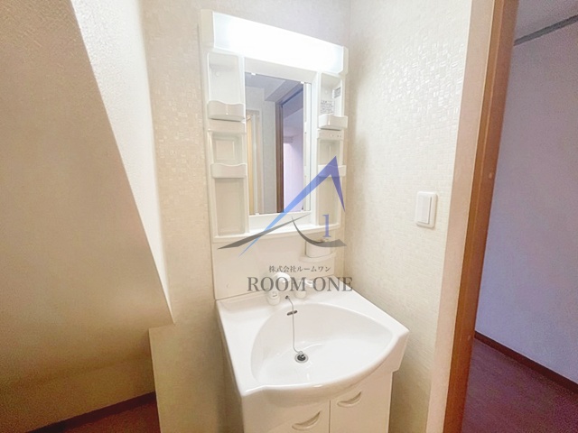 洗面設備　洗面台です。