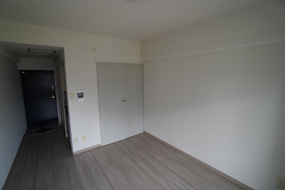 居室・リビング　※別号室の写真です。