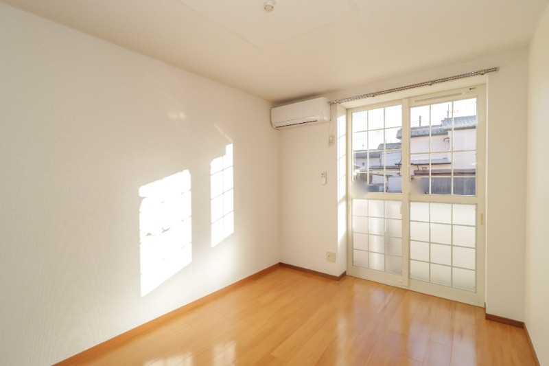 居室・リビング　図面と現状に相違がある場合には現状を優先